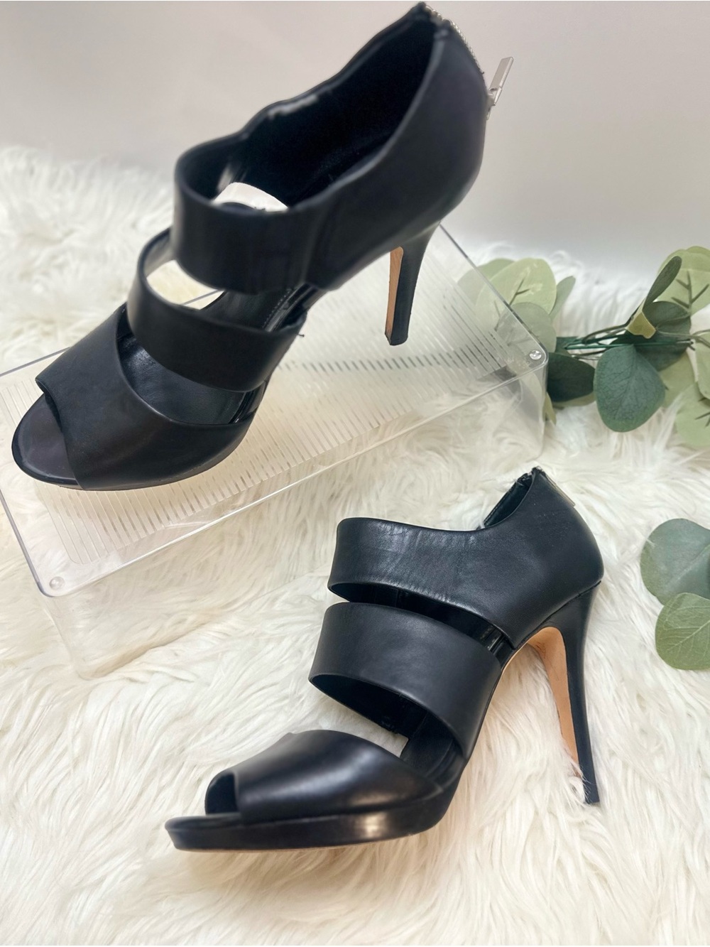 White House Black Market- Black Supple  Leather -Strappy Peep-Toe Stiletto -10M - Picture 3 of 7